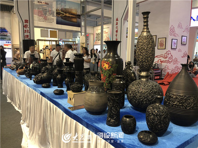 德州“庭院”亮相第八届山东文博会 500多种产品“百花齐放”