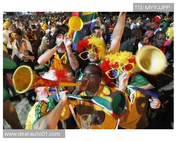 天下足球球星二维码汇聚全球足坛巨星信息助力球迷互动与收藏 天下足球球星二维码汇聚全球足坛巨星信息助力球迷互动与收藏