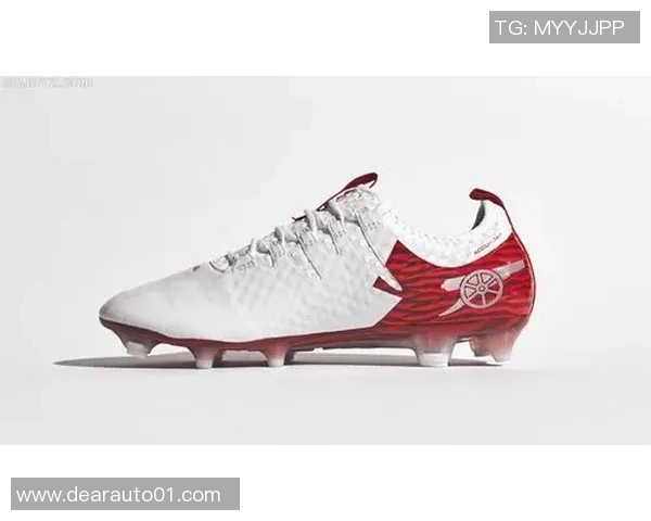 各大球星偏爱的品牌足球鞋盘点与分析解析 各大球星偏爱的品牌足球鞋盘点与分析解析